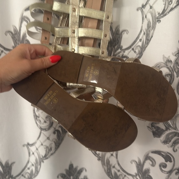Gold, gladiator sandals - Picture 2 of 3